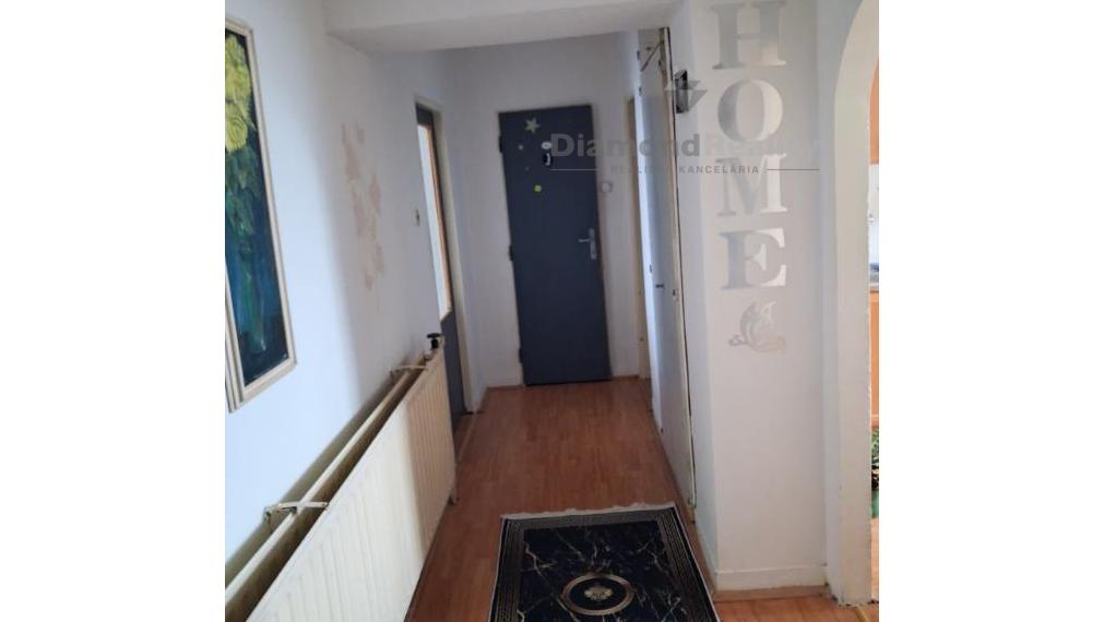 Na prenájom 3 izbový zariadený byt balkón, Lieskové, Cerová