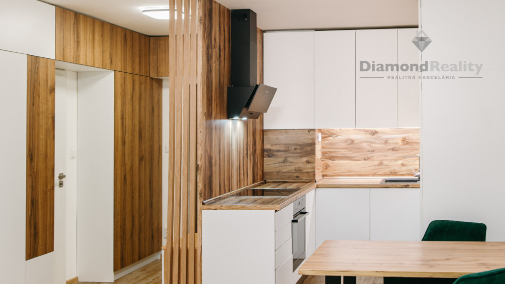 NA PREDAJ 2 IZBOVÝ BYT NA ULICI POPRADSKÁ ULICA, KOŠICE - ZÁPAD