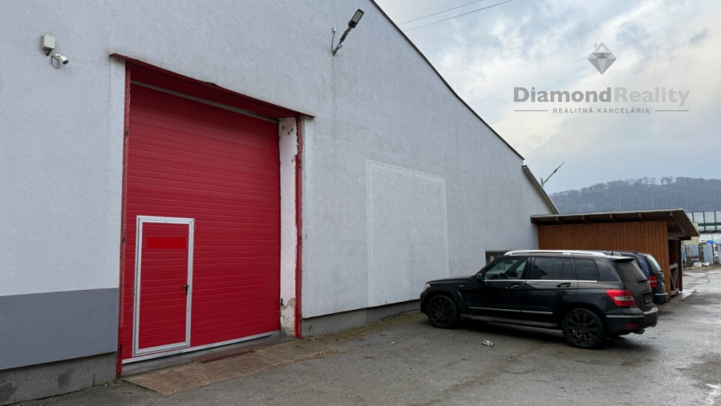 Na prenájom sklad s kanceláriou na Jesennej ul. v Prešove