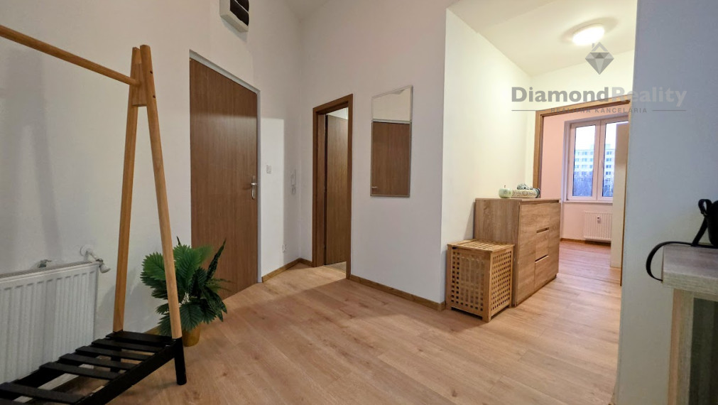 Ponúka na predaj 2 izbový byt Košice-Staré Mesto, Škultétyho ul.