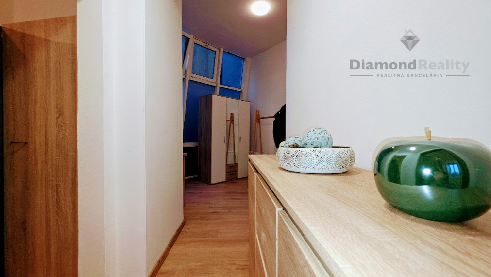 Ponúka na predaj 2 izbový byt Košice-Staré Mesto, Škultétyho ul.