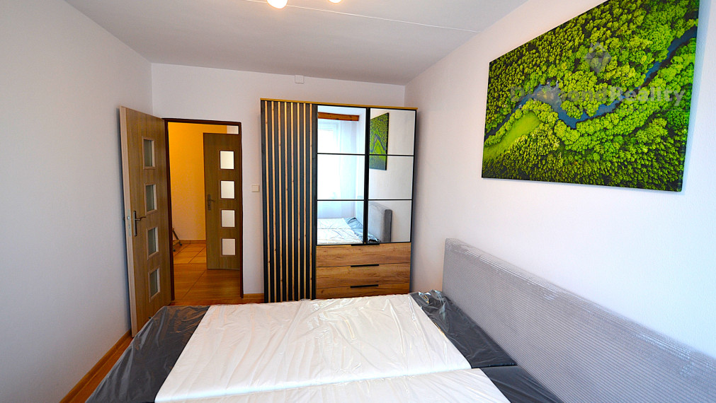 TOP Na prenájom zrekonštruovaný 3-izbový byt Ždiarska ulica Nad jazerom, Košice