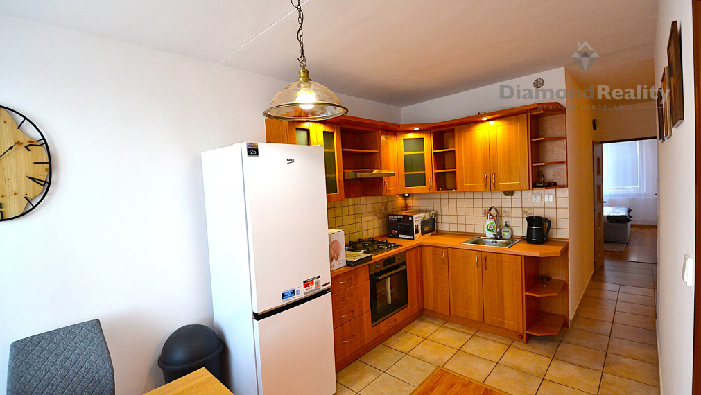 TOP Na prenájom zrekonštruovaný 3-izbový byt Ždiarska ulica Nad jazerom, Košice