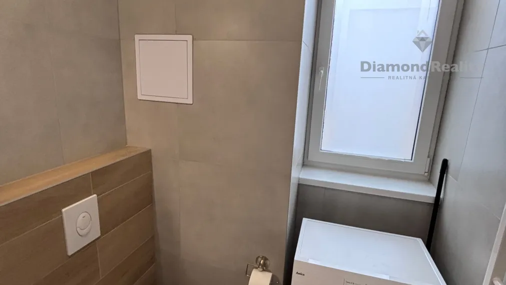 Na prenájom zariadený 1 izbový byt novostavba Mikovíniho Trnava