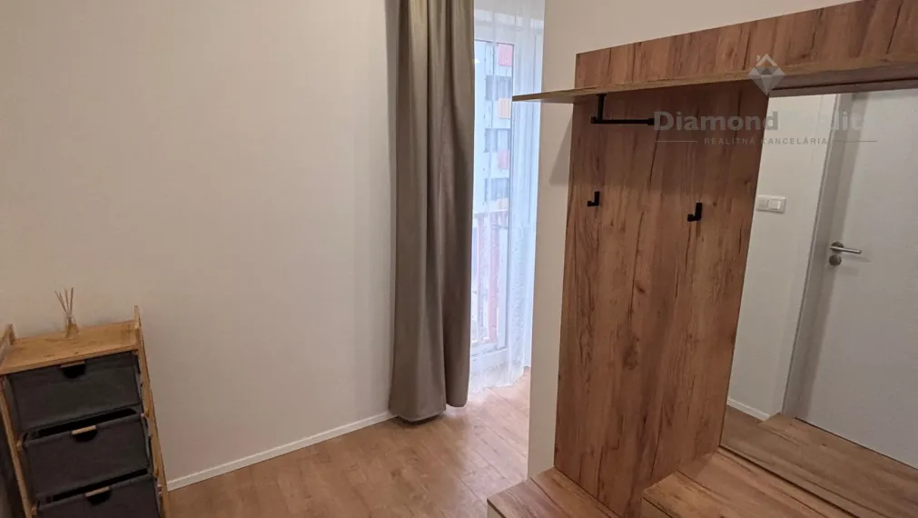 Na prenájom zariadený 1 izbový byt novostavba Mikovíniho Trnava