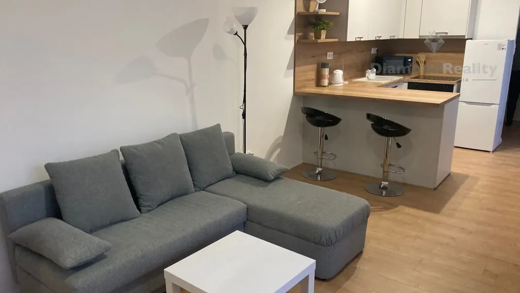 Na prenájom zariadený 1 izbový byt novostavba Mikovíniho Trnava