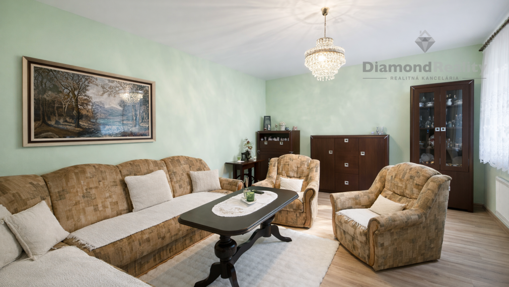 3 izbový byt po rekonštrukcii, Prešov – Šváby, Lomnická ulica, 76 m²