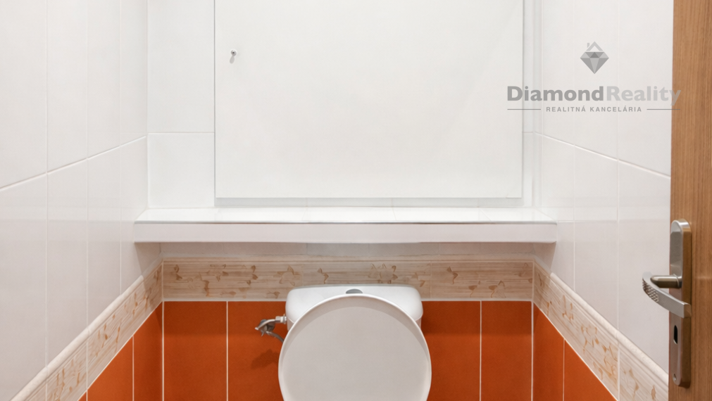 3 izbový byt po rekonštrukcii, Prešov – Šváby, Lomnická ulica, 76 m²