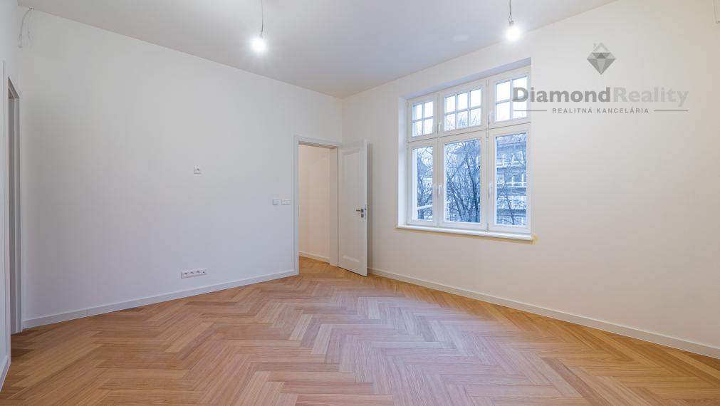 REZIDENCIA MOYZESOVA | 3 IZBOVÝ BYT DOKONČENÝ V ŠTANDARDE | 96m² + BALKÓN | KOŠICE - STARÉ MESTO