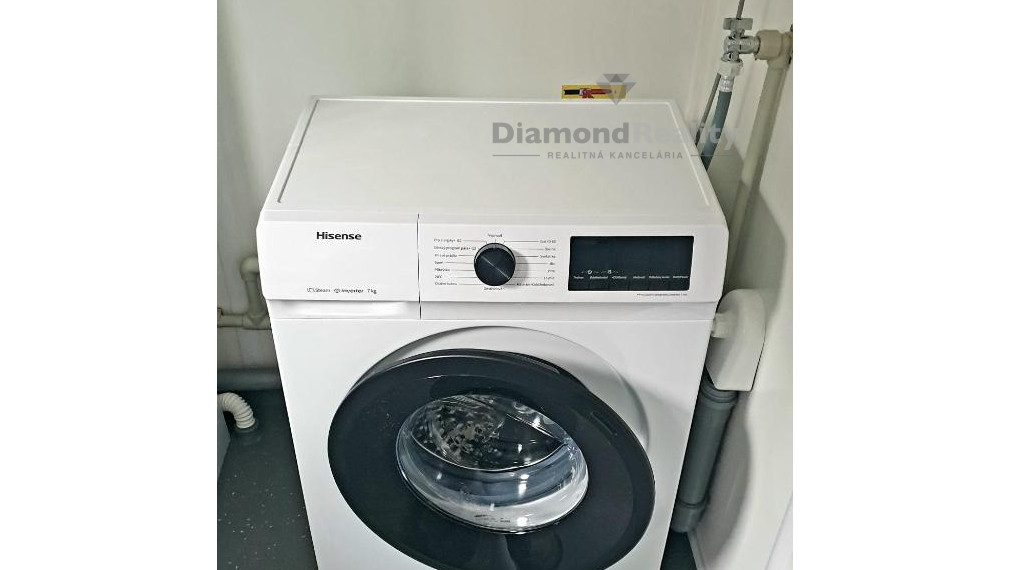 Na prenájom: Menší moderný domček v Nitre