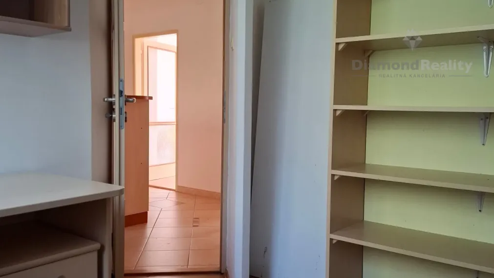 Na prenájom: príjemný 3-izbový byt v centre Nitry – Staré Mesto, Za Ferenitkou