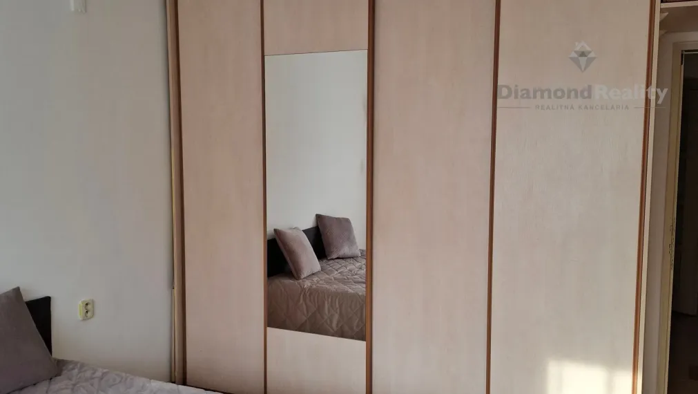 Na prenájom: príjemný 3-izbový byt v centre Nitry – Staré Mesto, Za Ferenitkou