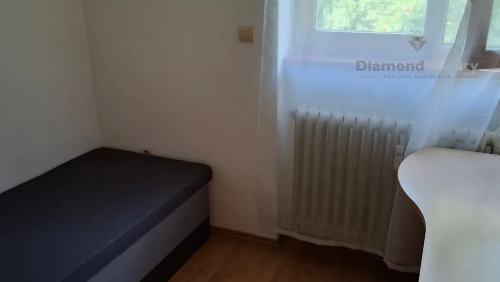 Na prenájom: príjemný 3-izbový byt v centre Nitry – Staré Mesto, Za Ferenitkou