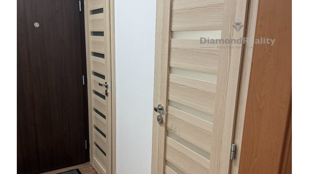 Na prenájom zariaď 2 izbový byt balkón ul. Scherera Piešťany