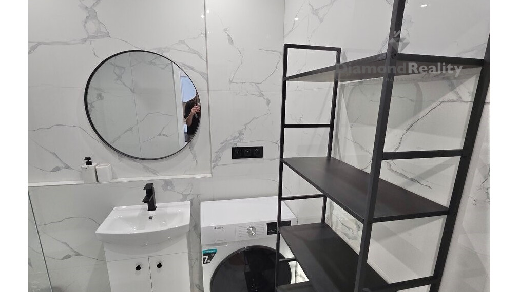 Na prenájom plne zariadený 2 izbový byt, Tehelná, Trnava