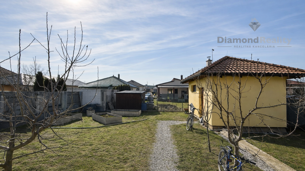 REZERVOVANÉ - Rodinný dom Čaňa