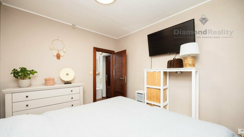 Na predaj 3 izbový byt , Krosnianska, Košice III.