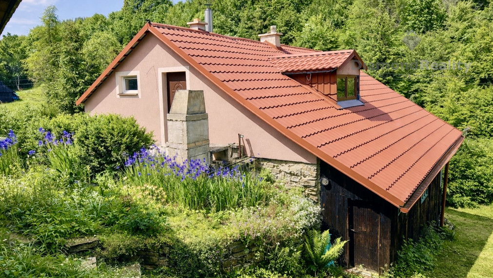 Štýlový 5-izbový dom / rekreačná chata v obci Matysová – 240 m² úžitkovej plochy