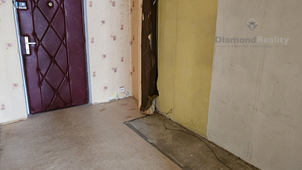 PREDAJ 1 IZBOVÝ BYT MIŠKOVECKÁ ULICA, KOŠICE JUH