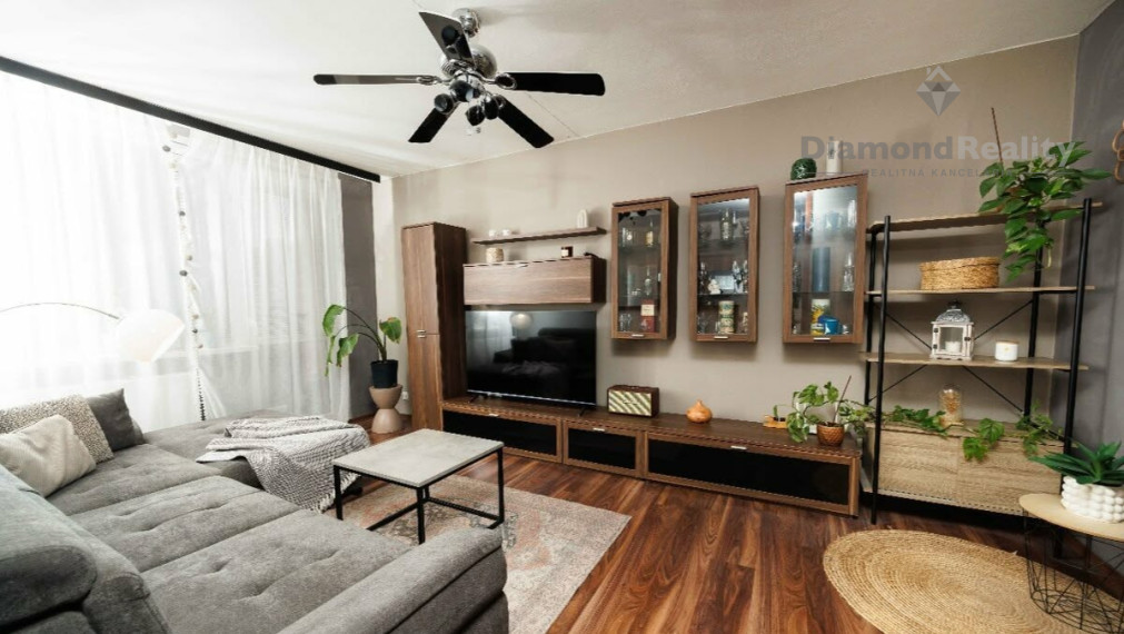 Na predaj 3 izbový byt , Krosnianska, Košice III.