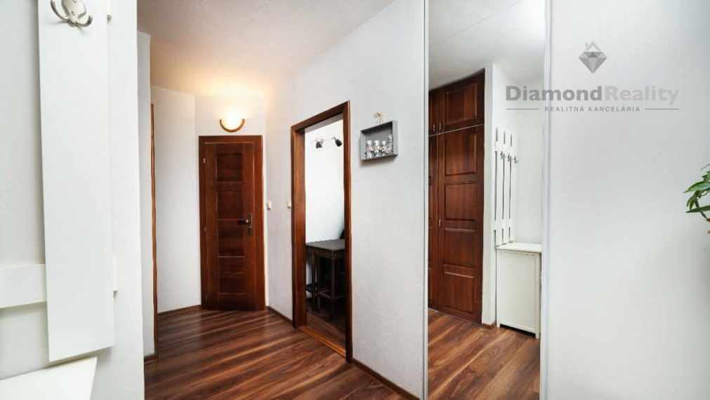 Na predaj 3 izbový byt , Krosnianska, Košice III.