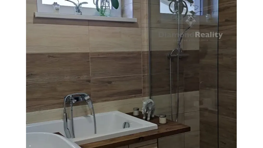 Na predaj nový 4 izbový rodinný dom, novostavba, Šenkvice.