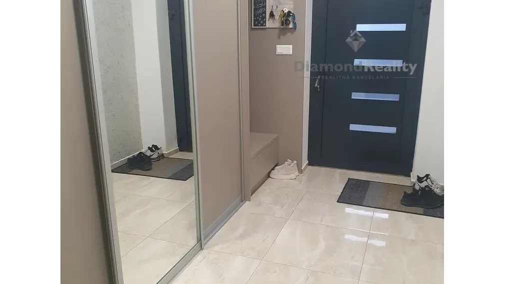 Na predaj nový 4 izbový rodinný dom, novostavba, Šenkvice.