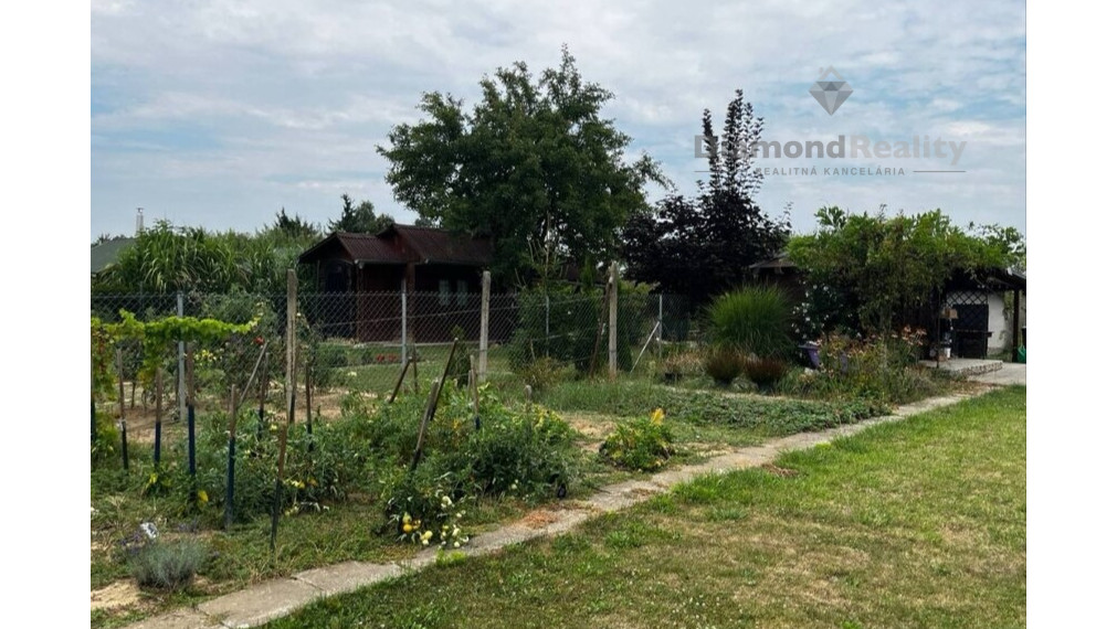 Na predaj záhrada s chatkou, Oriešky, Trebišov