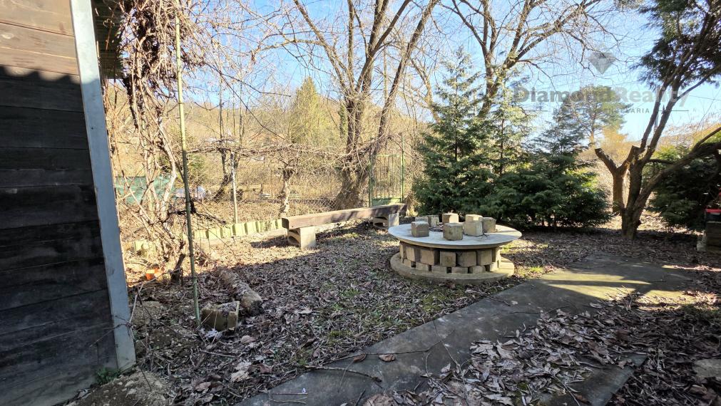 NA PREDAJ POZEMOK BLÍZKO KOŠÍC - MYSLAVA | 791m² | kú BAŠKA