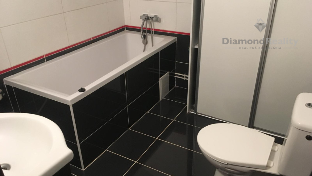 Na  prenájom rodinný dom Nitra - Kynek