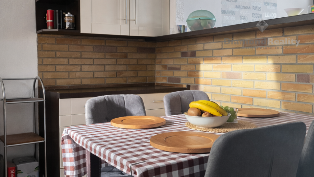 Na predaj 3 izbový byt, Bukurešťská, Ťahanovce, Košice I.