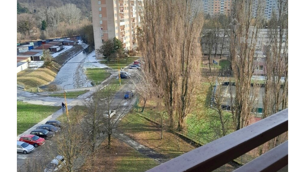 Na predaj 3 izbový byt,  Jenisejská ulica, Jazero  -  Košice