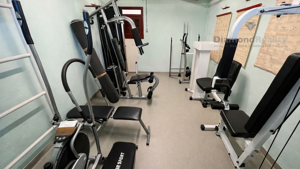 Na predaj priestranný 3-izbový byt s loggiou – Čínska ul, sídlisko Ťahanovce