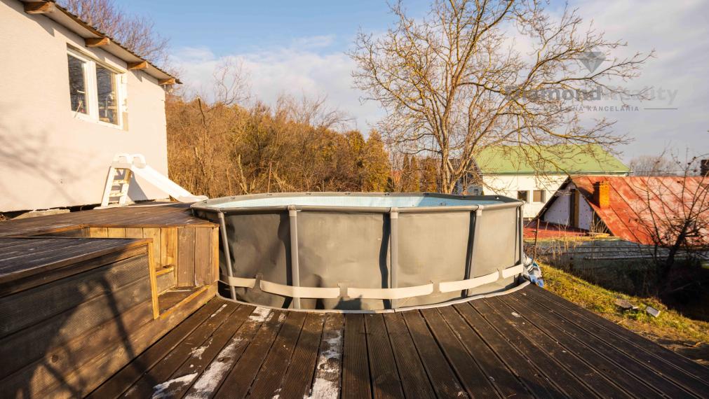 NA PREDAJ KRÁSNY 4 IZBOVÝ RODINNÝ DOM PRIPRAVENÝ NA NASŤAHOVANIE | OBEC GYŇOV