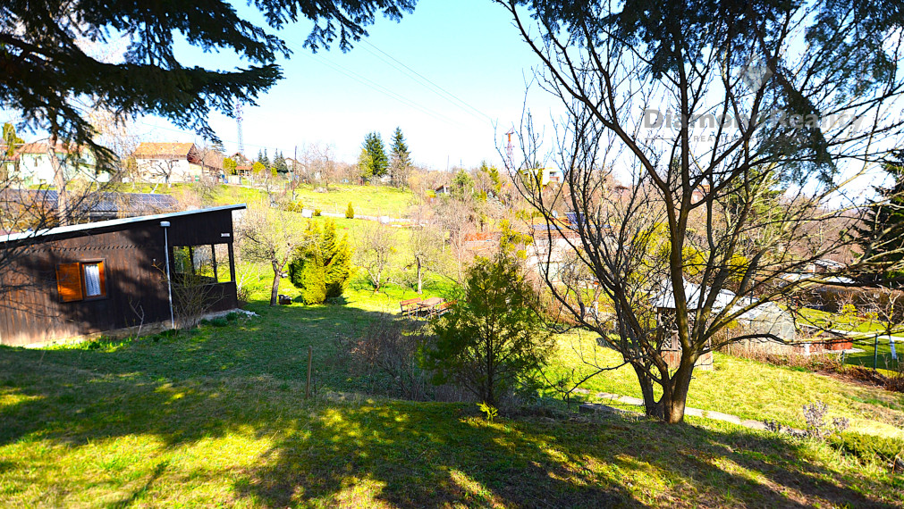 TOP Košice - Chata s krásnym pozemkom, elektrina, pitná voda