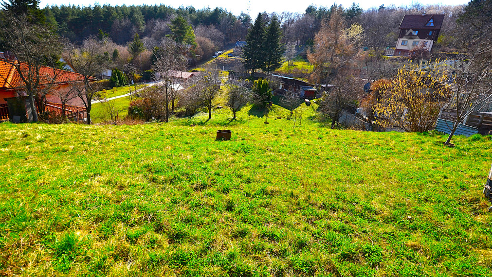 TOP Košice - Chata s krásnym pozemkom, elektrina, pitná voda