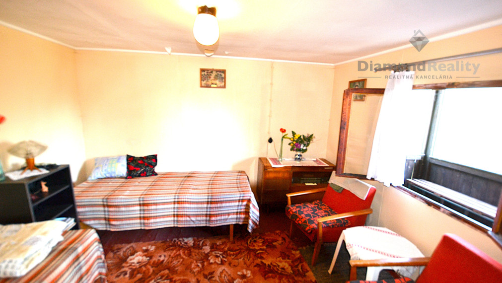 TOP Košice - Chata s krásnym pozemkom, elektrina, pitná voda