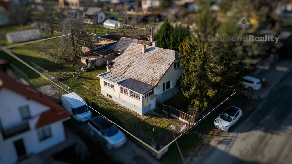 NA PREDAJ 5-IZBOVÝ RODINNÝ DOM | KOŠICE-PEREŠ | ZNÍŽENÁ CENA !