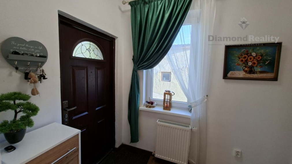 Na predaj ihneď obývateľný zrekonštruovaný rodinný dom Beladice