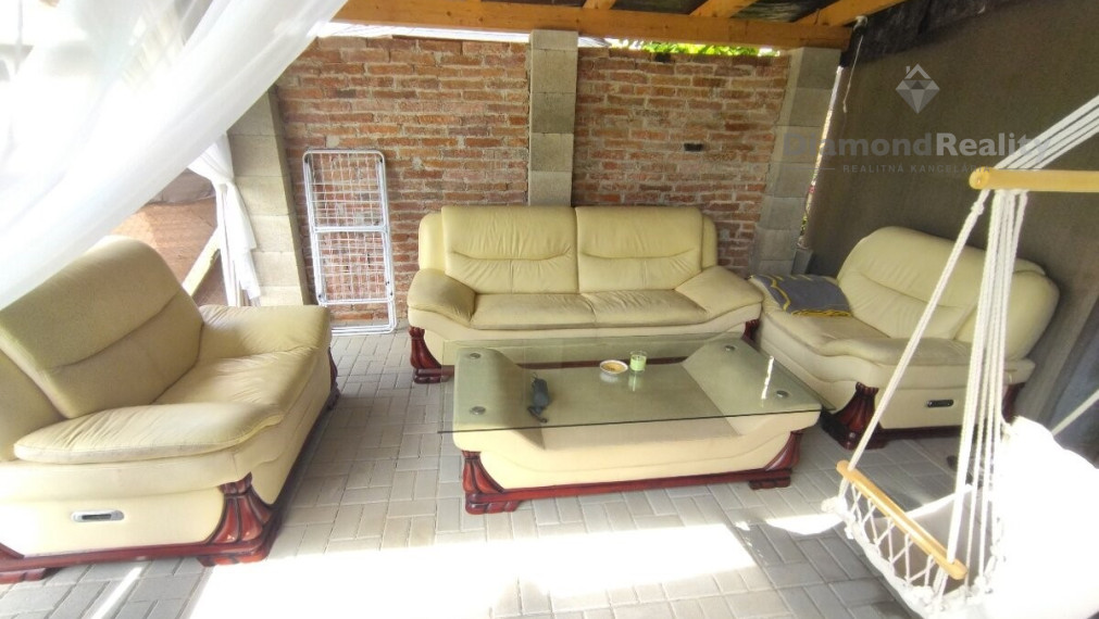 Na predaj ihneď obývateľný zrekonštruovaný rodinný dom Beladice