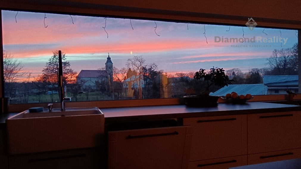 Na predaj ihneď obývateľný zrekonštruovaný rodinný dom Beladice