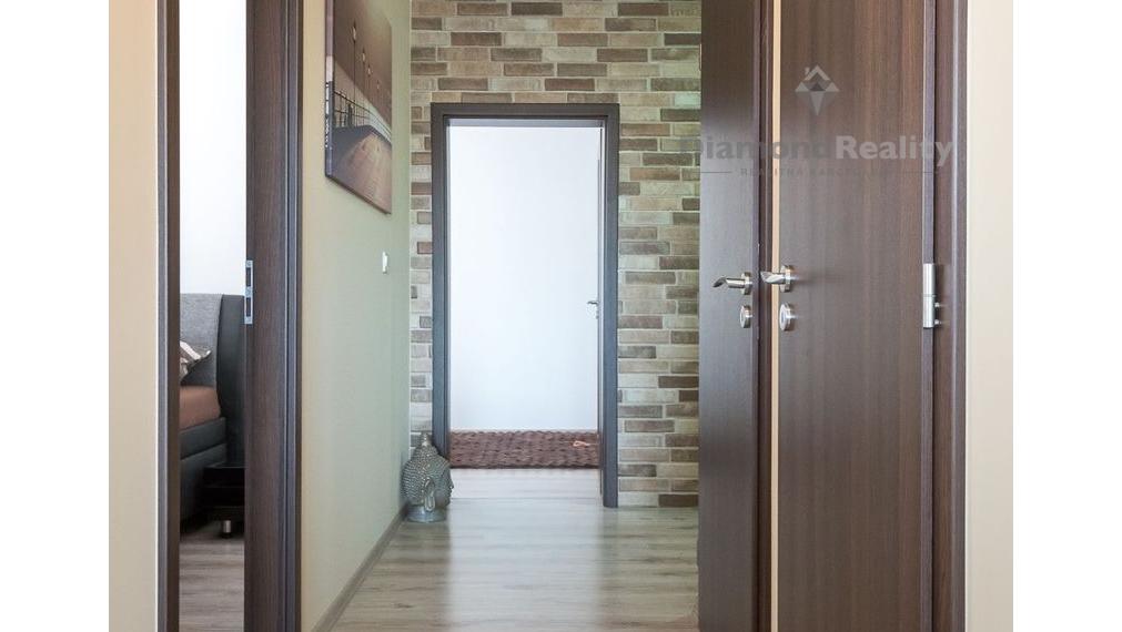 Na predaj moderný 3 izbový byt , Sídlisko KVP, Na ulici Grunte 3