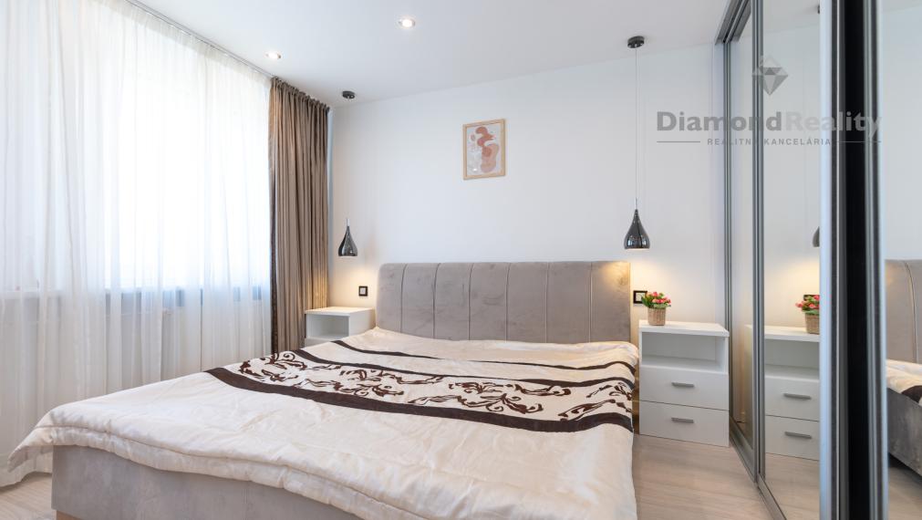 NA PRENÁJOM KRÁSNY 2 IZBOVÝ BYT S LOGGIOU | TERASA - TRI HÔRKY