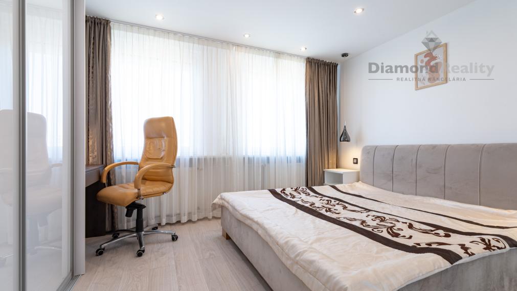 NA PRENÁJOM KRÁSNY 2 IZBOVÝ BYT S LOGGIOU | TERASA - TRI HÔRKY