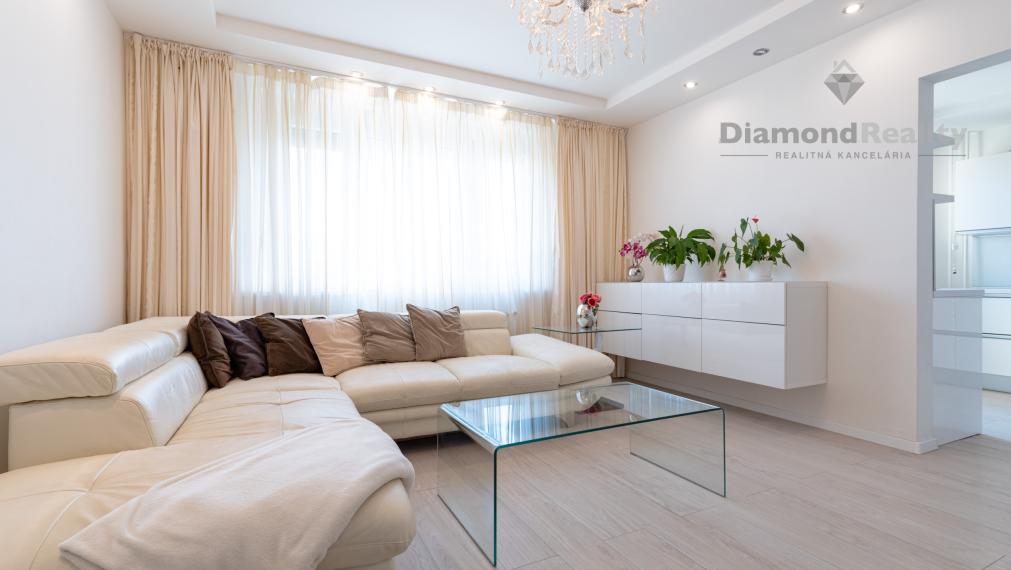 NA PRENÁJOM KRÁSNY 2 IZBOVÝ BYT S LOGGIOU | TERASA - TRI HÔRKY