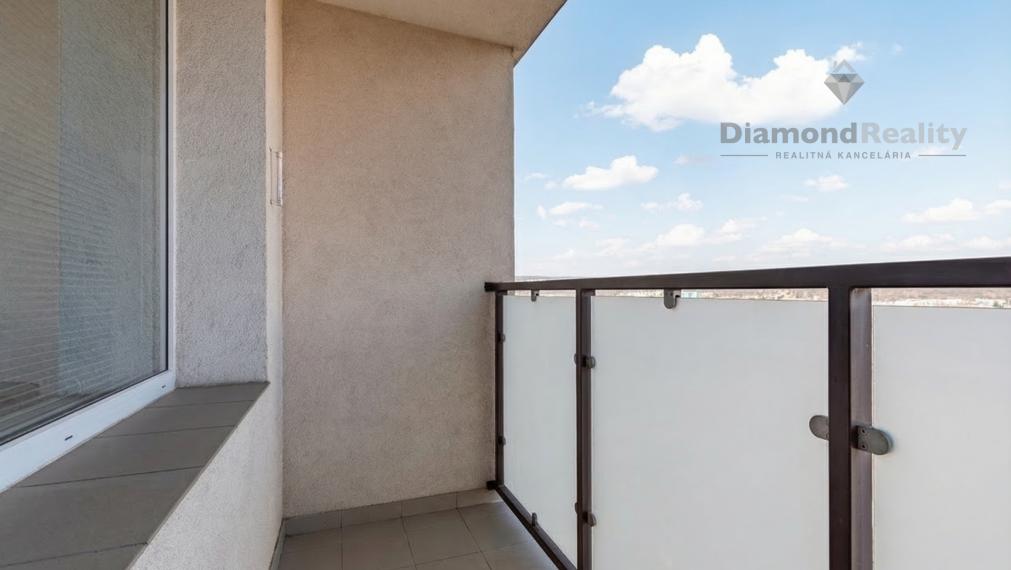 NA PREDAJ 1 IZBOVÝ BYT V BLÍZKOSTI CENTRA MESTA | IDEÁLNY NA PRENÁJOM | 39m2 + 2x LOGGIA | ul. SLOVENSKEJ JEDNOTY