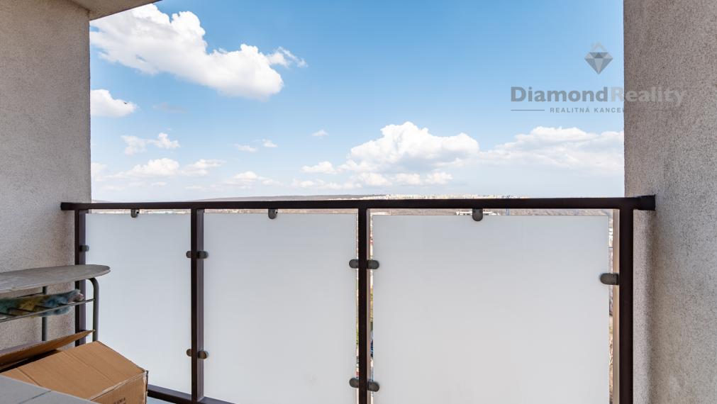 NA PREDAJ 1 IZBOVÝ BYT V BLÍZKOSTI CENTRA MESTA | IDEÁLNY NA PRENÁJOM | 39m2 + 2x LOGGIA | ul. SLOVENSKEJ JEDNOTY