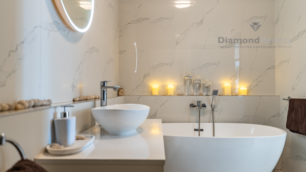 Na predaj nadštandardný 4 izbový byt ulica Jelšová, Košice - komplex Panoráma