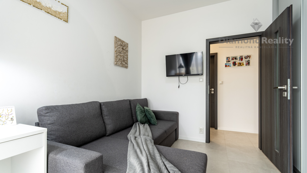 Na predaj nadštandardný 4 izbový byt ulica Jelšová, Košice - komplex Panoráma