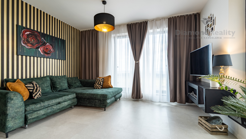 Na predaj nadštandardný 4 izbový byt ulica Jelšová, Košice - komplex Panoráma